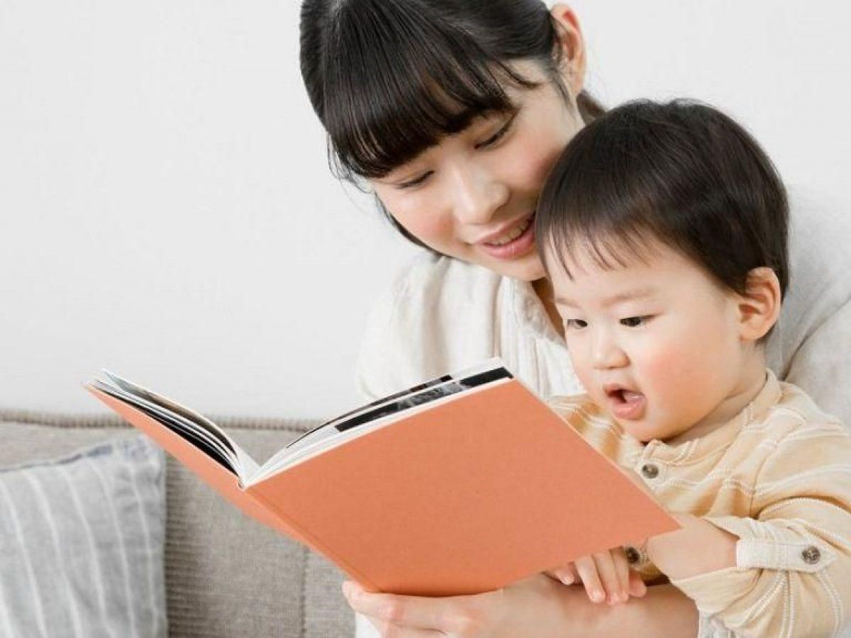 viec-doc-sach-co-the-ho-tro-cho-tre-cham-phat-trien-tri-tue-2