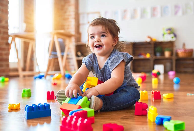 viec-doc-sach-co-the-ho-tro-cho-tre-cham-phat-trien-tri-tue-4