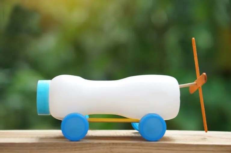 khoi-nguon-sang-tao-cho-be-voi-san-pham-stem-tieu-hoc-don-gian-1