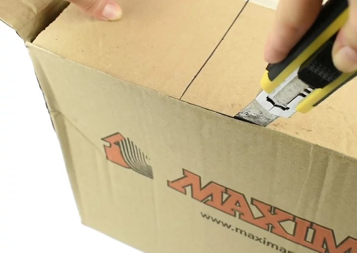 Tạo xe đồ chơi th&uacute; vị với c&aacute;ch l&agrave;m stem bằng b&igrave;a c&aacute;t t&ocirc;ng!-5